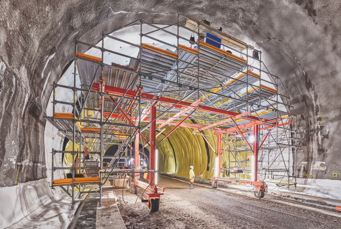 Before the tunnel formwork carriage was called upon
