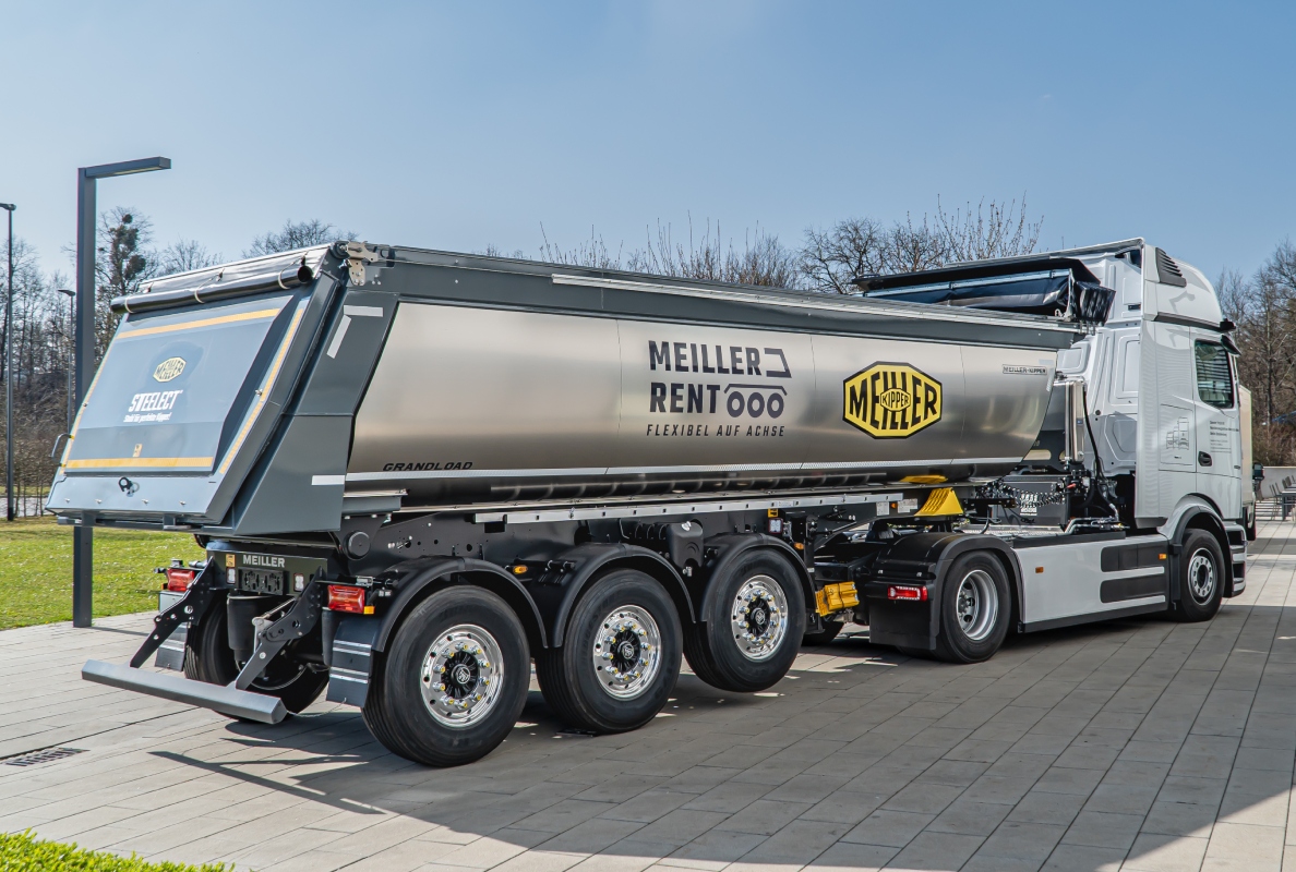 Temperature control for road construction