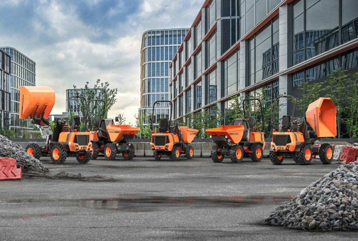 New compact dumpers from AUSA