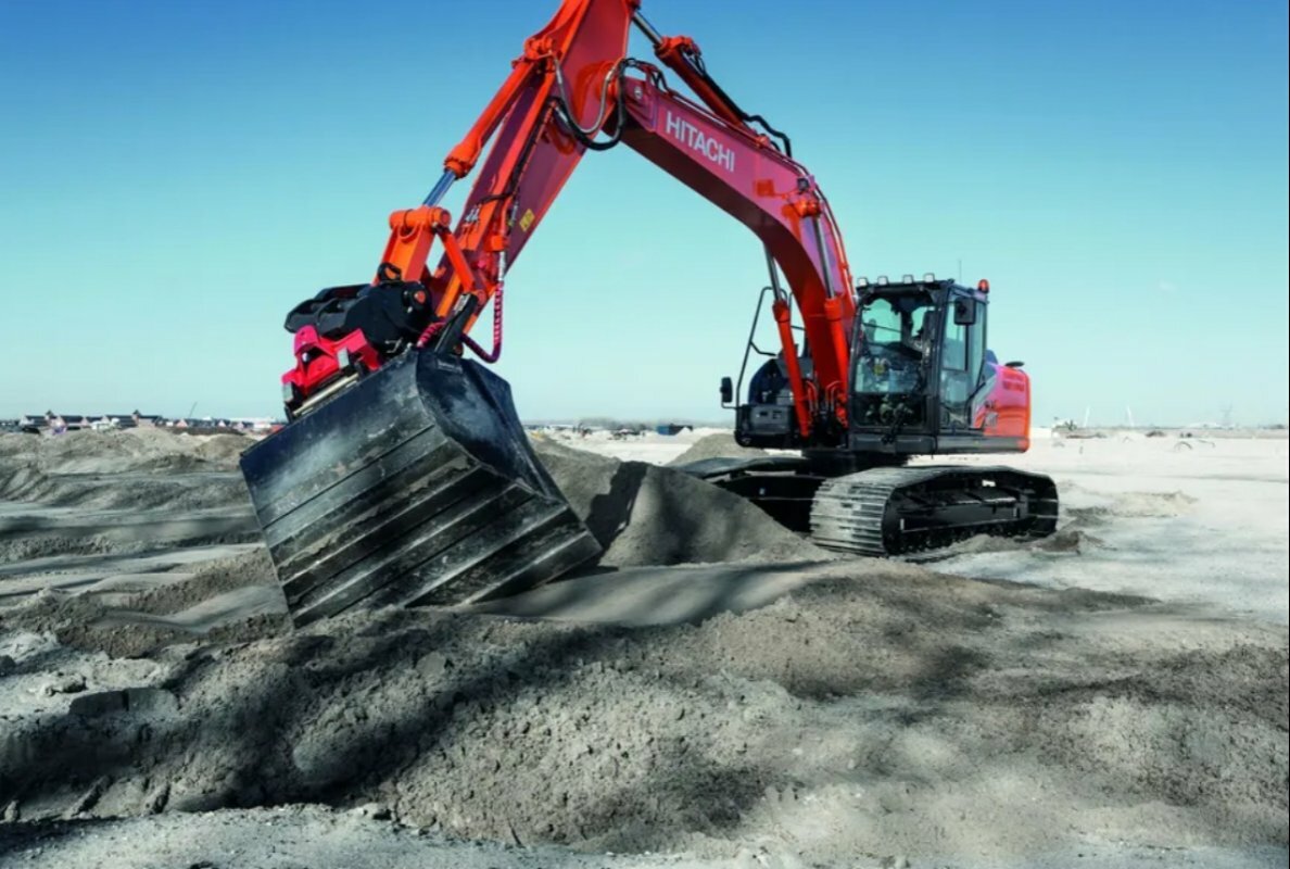 Hitachi medium crawler excavators