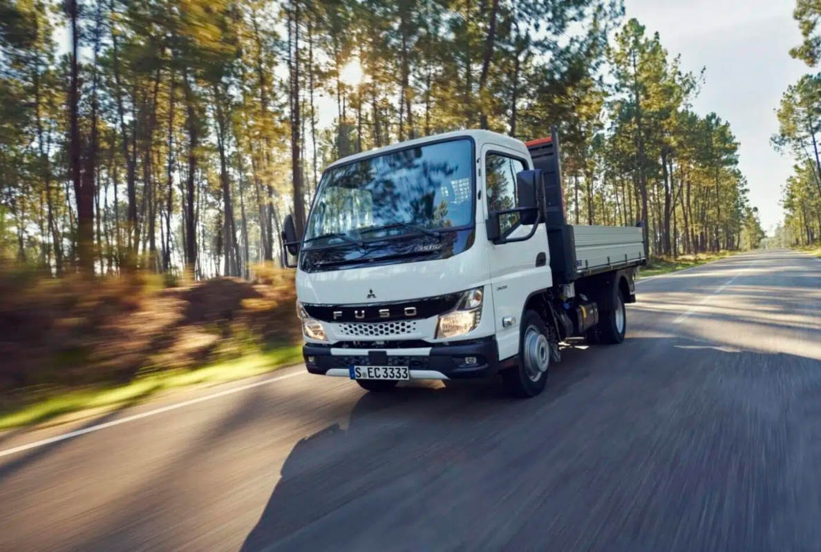 FUSO Canter