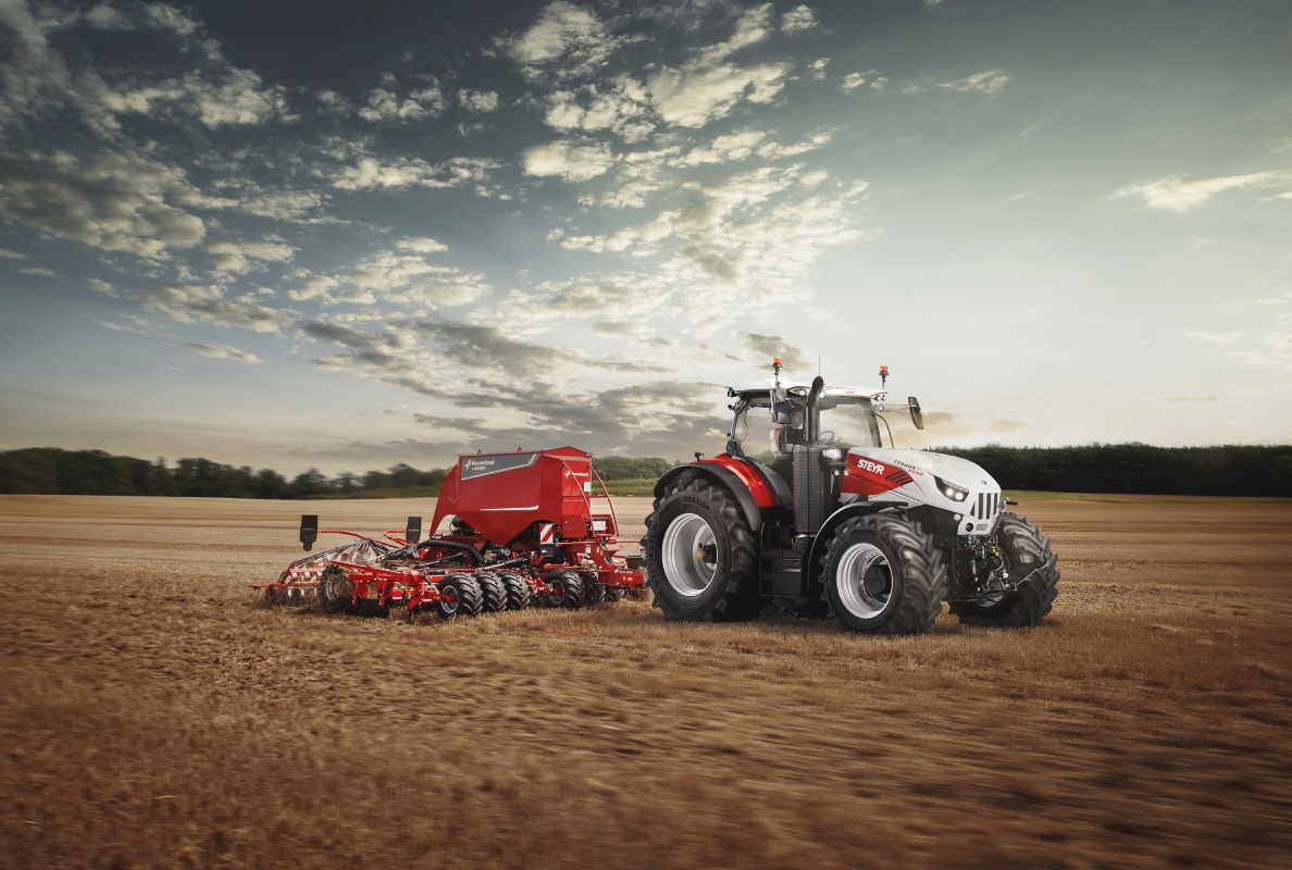Engineering excellence and peak performance of new Cervus CVT take STEYR® power further than ever before