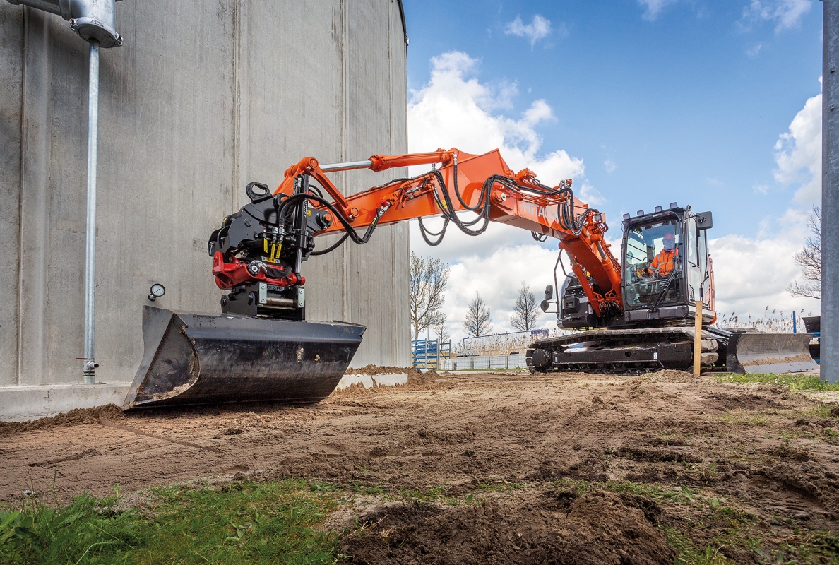 Hitachi ZX135US-7B