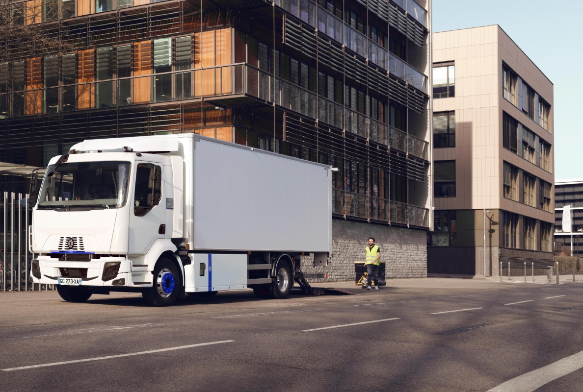 Renault E-Tech D Wide 4x2