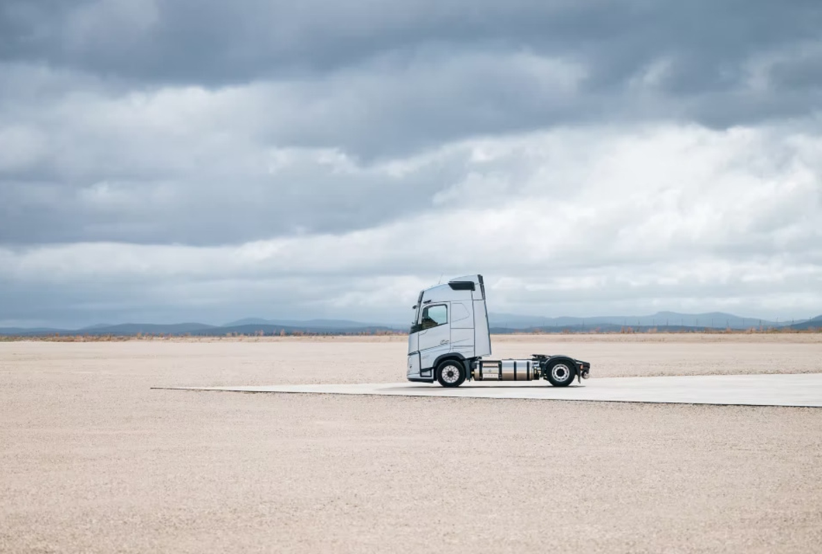 Volvo FH Aero Gas-Powered
