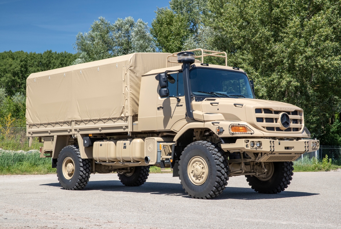Mercedes-Benz Zetros, similar to exhibited one