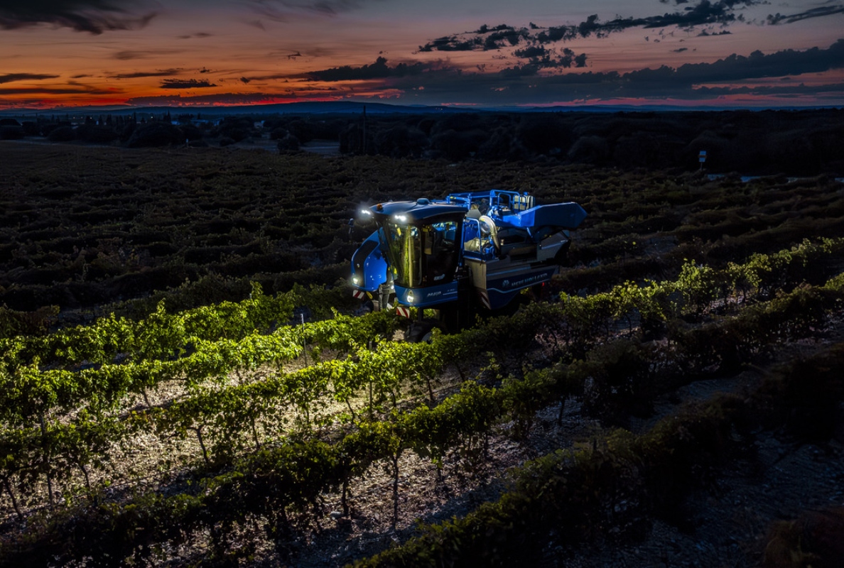 New Holland Braud compact grape harvesters