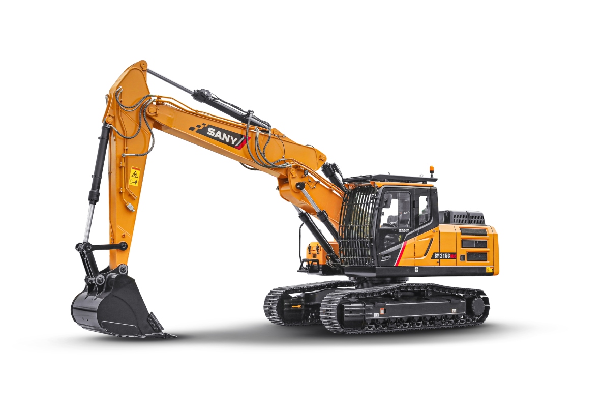The popular 23 t crawler excavator is now also available with a 2-piece-boom (as an NLC version)