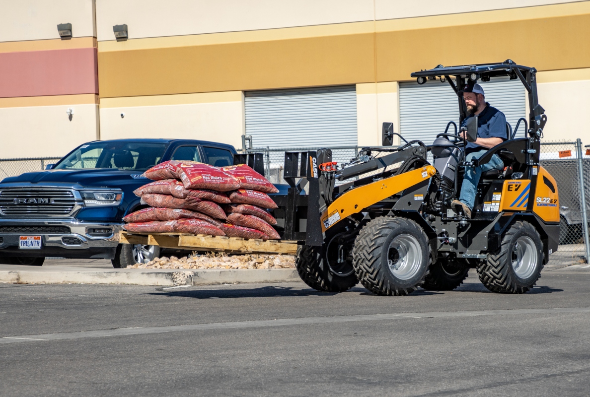 CASE SL22EV Small Articulated Loader | LECTURA Press