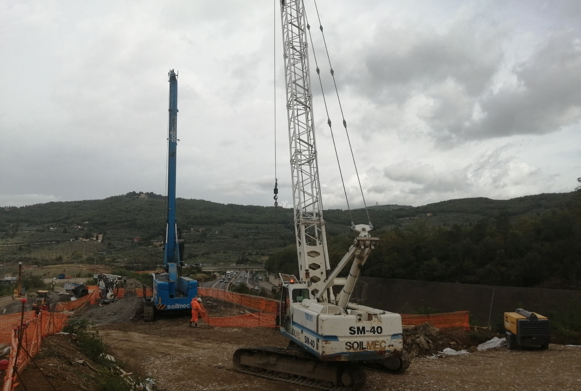Widening works to the third lane of A1