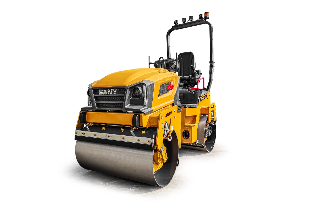 The SANY STR27, with its modern design and reduced weight, succeeds the STR30.