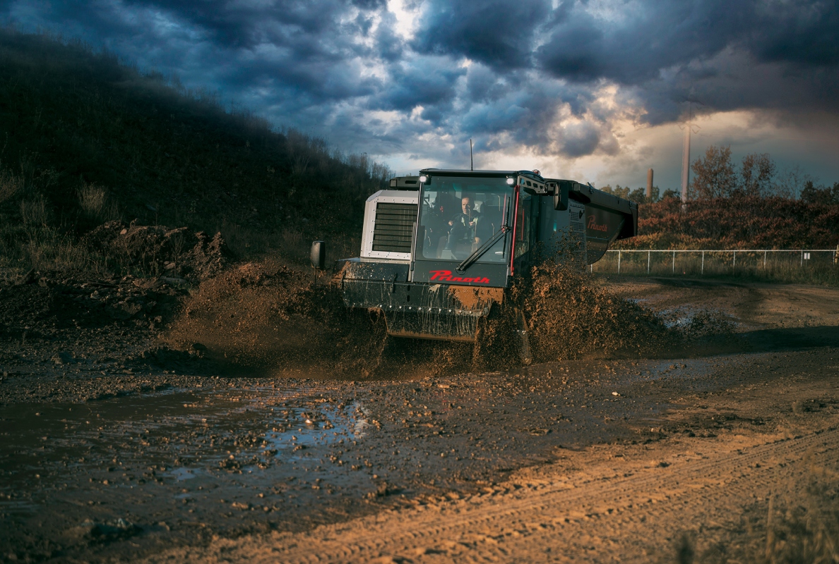 Prinoth Unleashes the Panther T23r Crawler Carrier with Its Breakthrough PowerForceTM Undercarriage