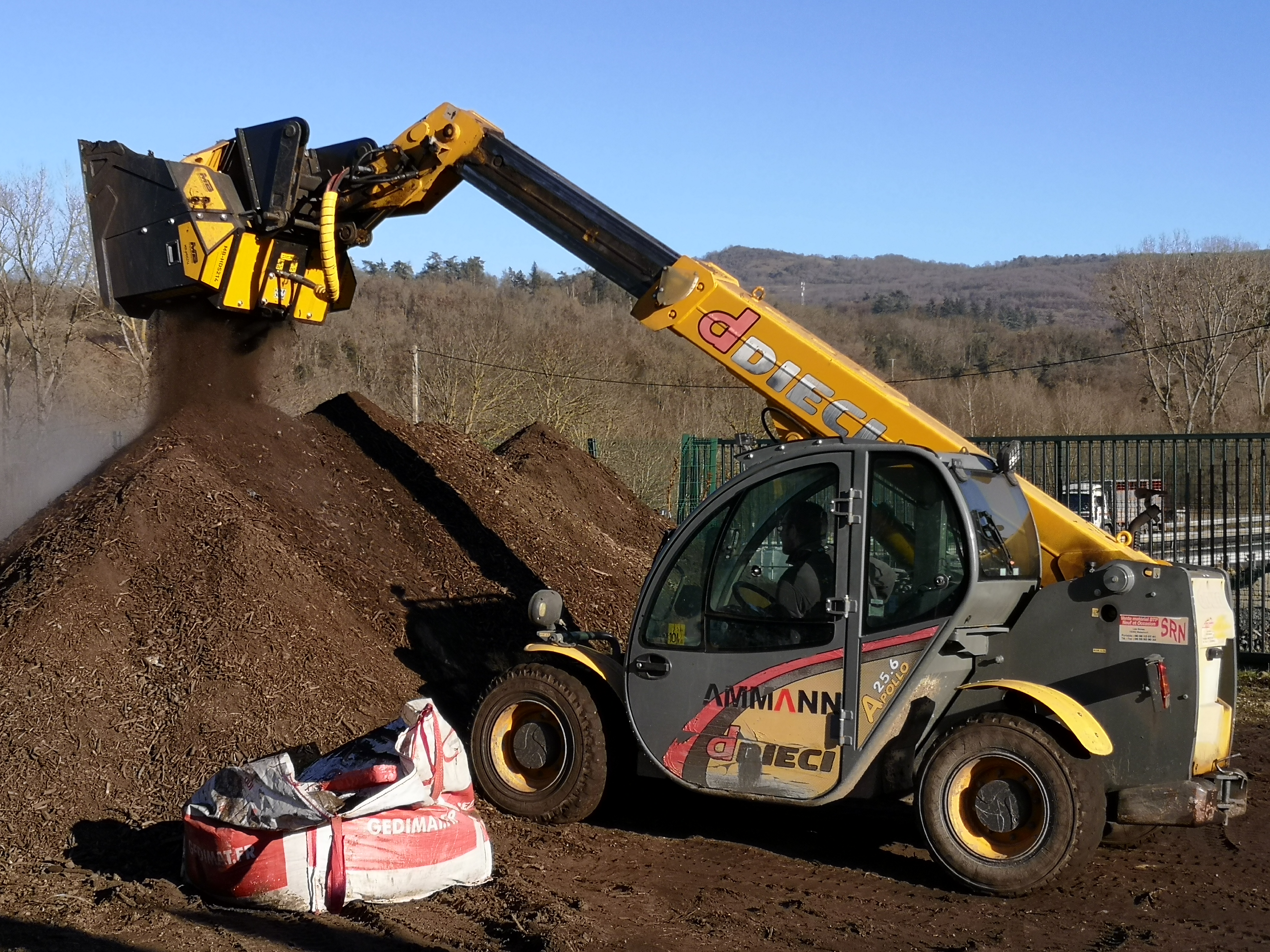MB-HDS214 - Dieci Apollo 25.6 - France - recycling and composting - Soil and wood