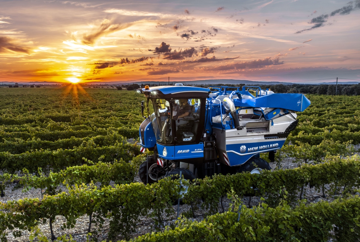 New Holland Braud compact grape harvesters