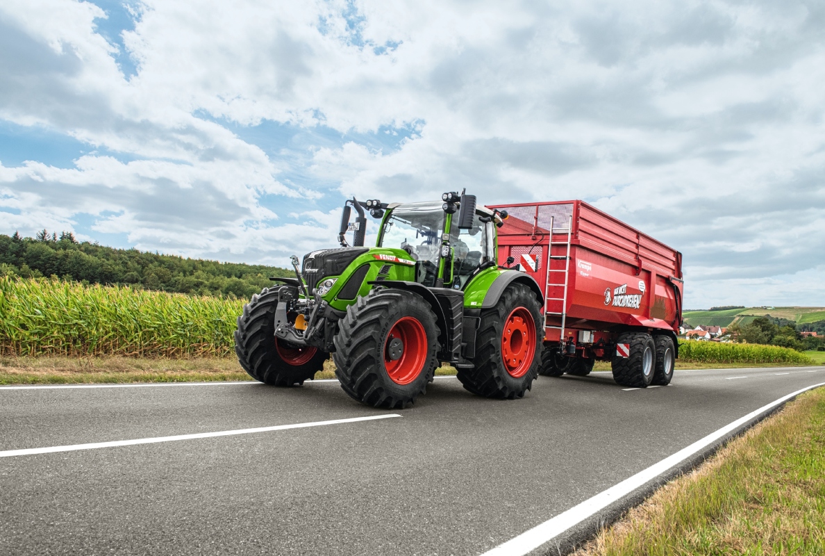 Fendt 728 Vario achieves top score in DLG PowerMix test