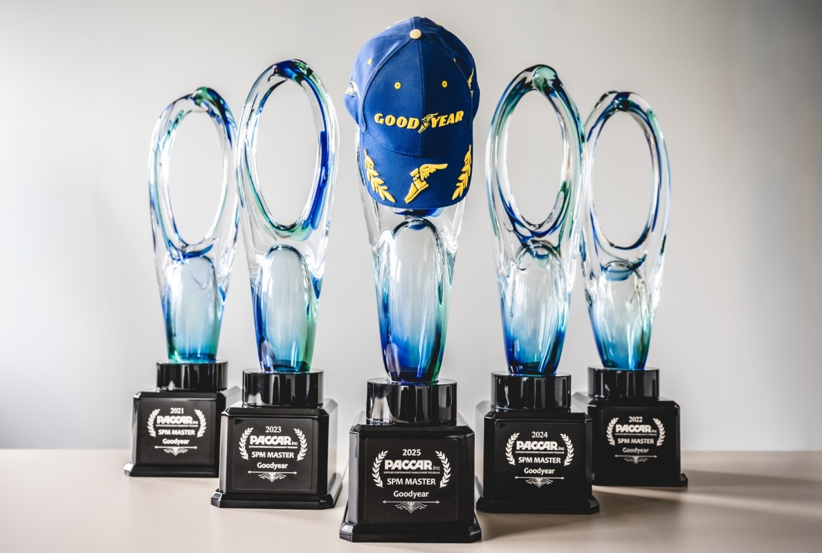 DAF award Goodyear cap