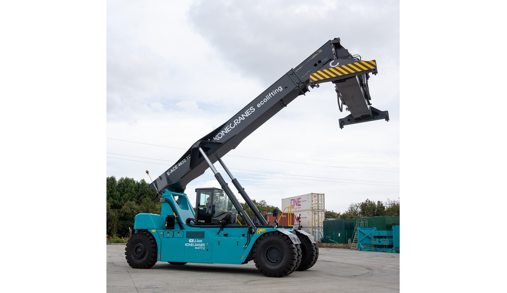 Konecranes electric reach stacker