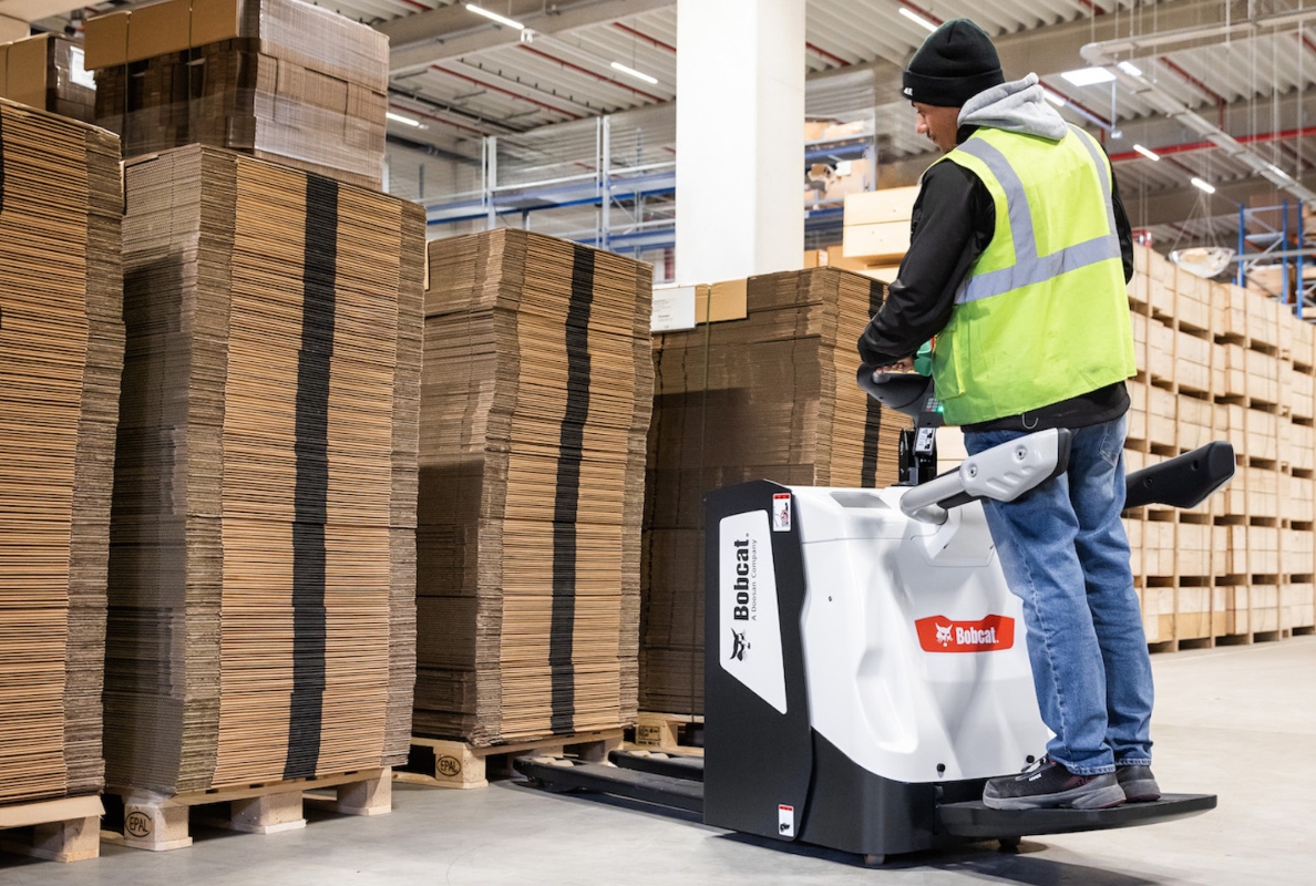Bobcat Ride-on Pallet Truck BPR20S-7