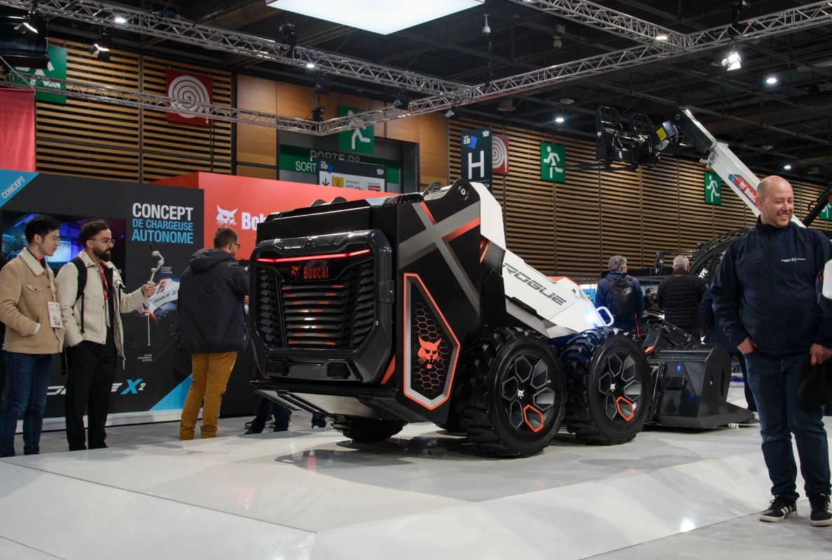 Bobcat debuts electric telehandler concept at INTERMAT 2024, proving sustainability and performance can go hand in hand