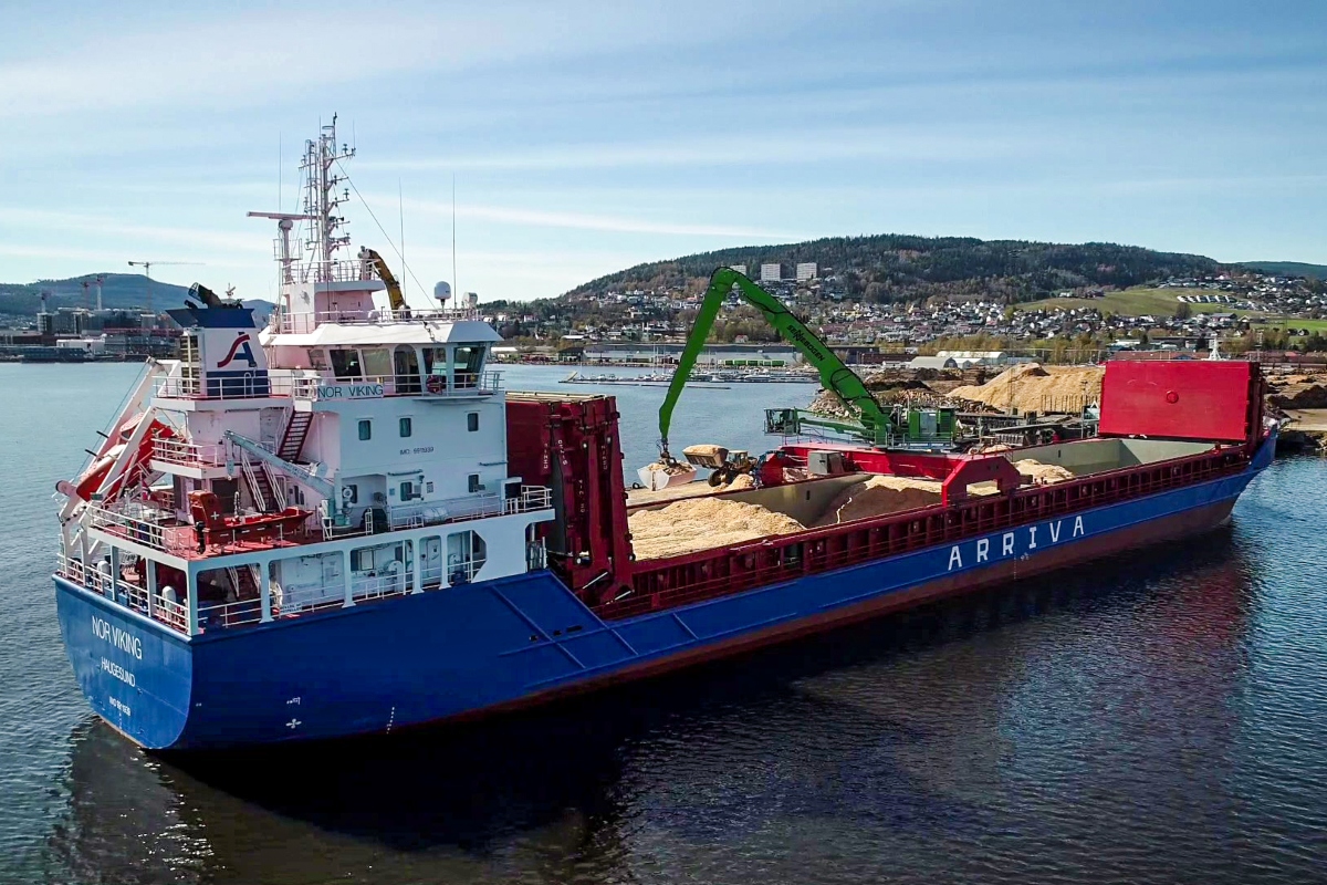 SENNEBOGEN 875 E in Norway