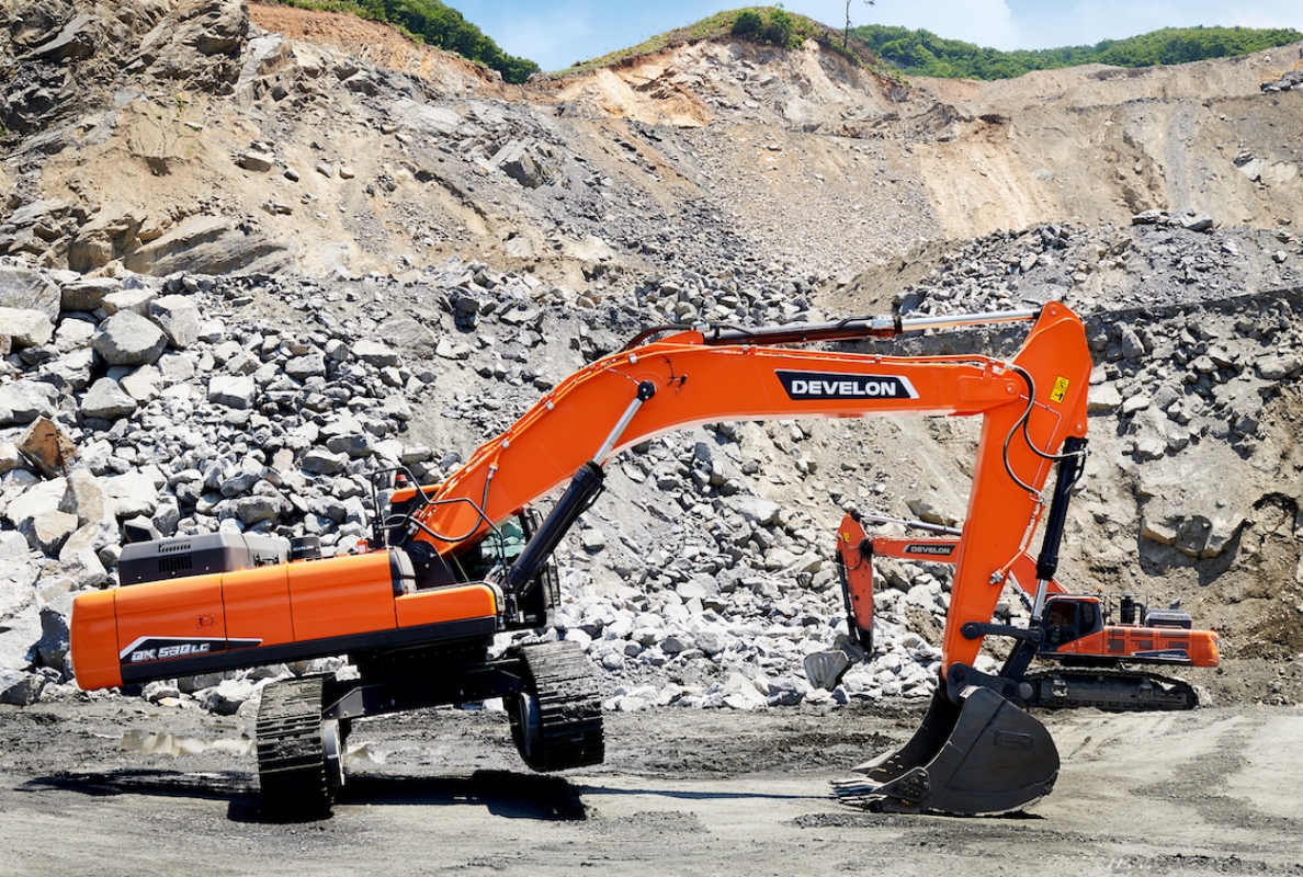 DEVELON DX530LC-7M