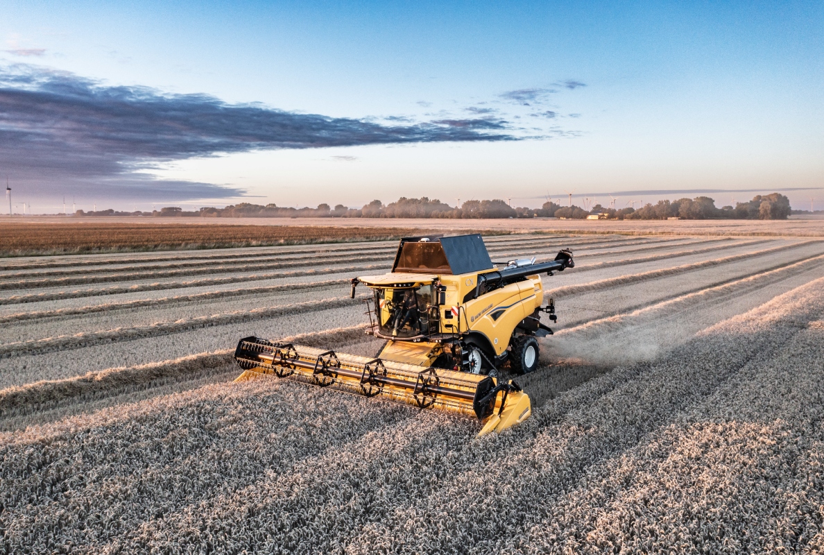 New Holland CX 8.90 PLMi