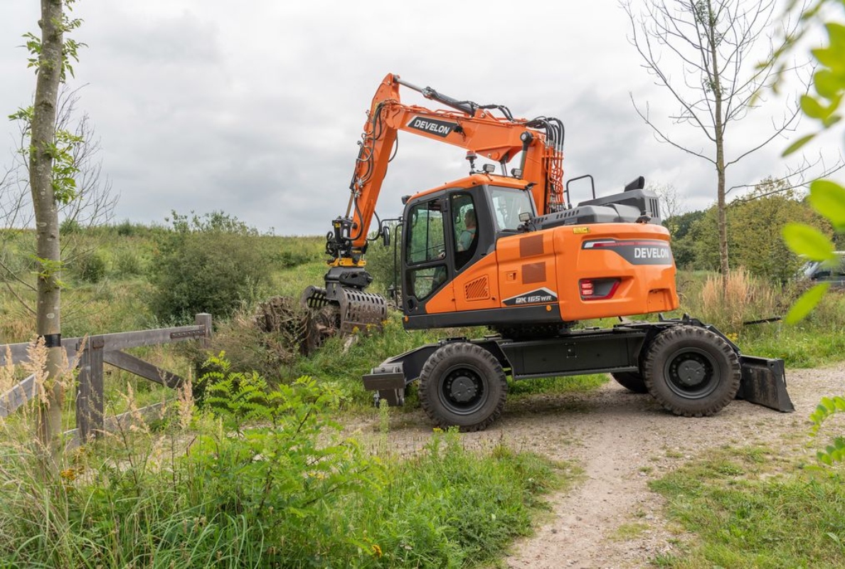 Major Performance Upgrades on Develon Wheel Excavators