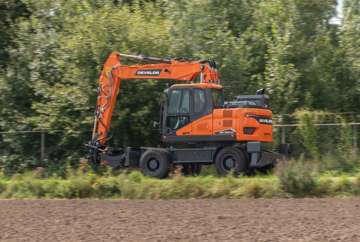 Major Performance Upgrades on Develon Wheel Excavators