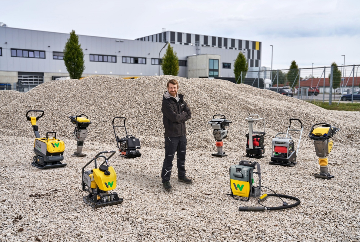 Battery One: One battery, over 50 construction equipment products.