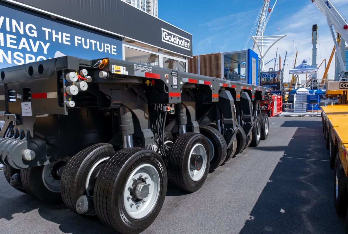 The PST/ES-E (315) with 132,300 lbs axle load without the need of a TMPS and on air-inflated tires