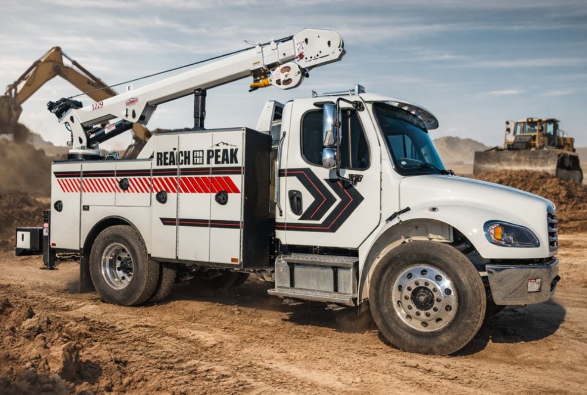 Summit Scales Next-Generation 1229 Crane Platform Into Heavy-Duty Territory