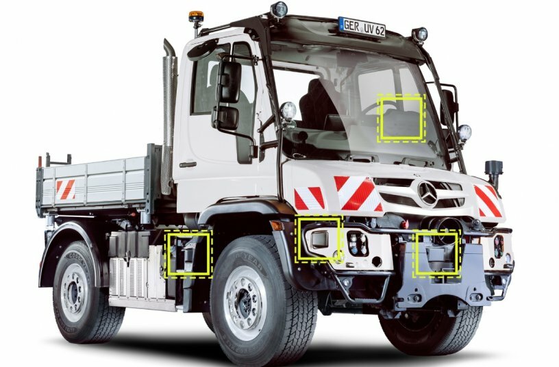 Unimog implement carrier with