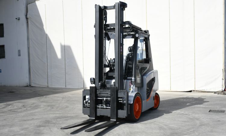Carer Forklift's A 55-60-70 SC: the launch of the new ultra-compact line