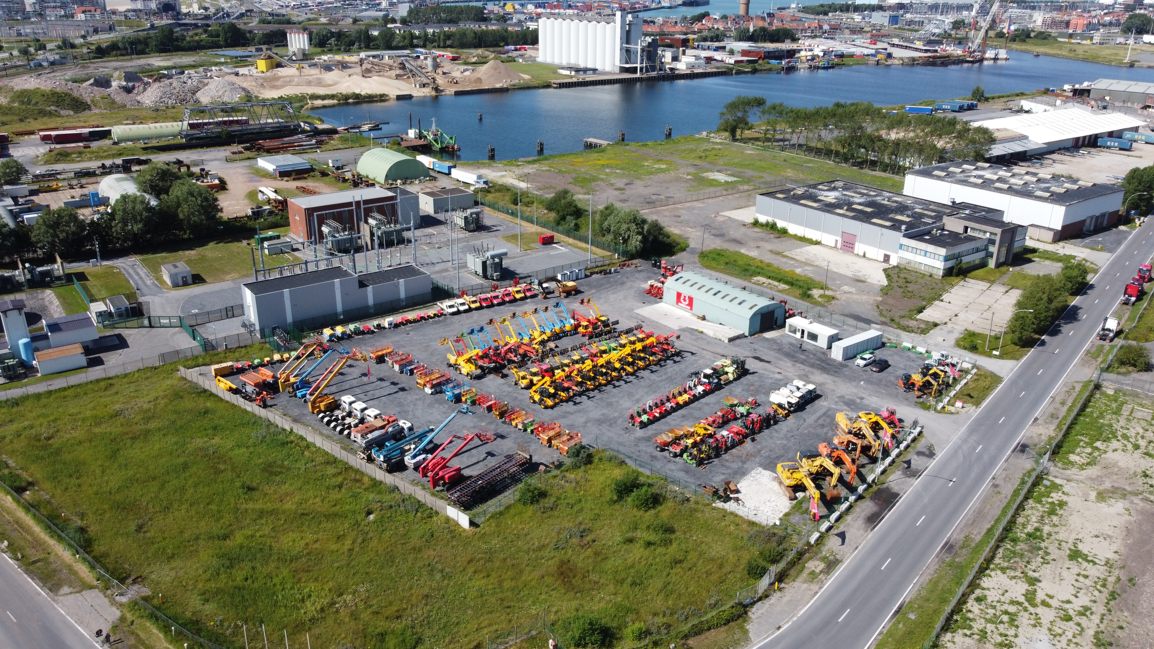 Aerial view of Equippo Auction's yard in Belgium <br> Image source: Equippo