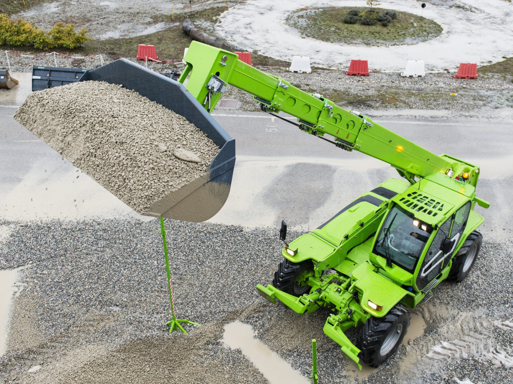 AMS Merlo P50.18 Plus <br> Image source: Merlo AMS