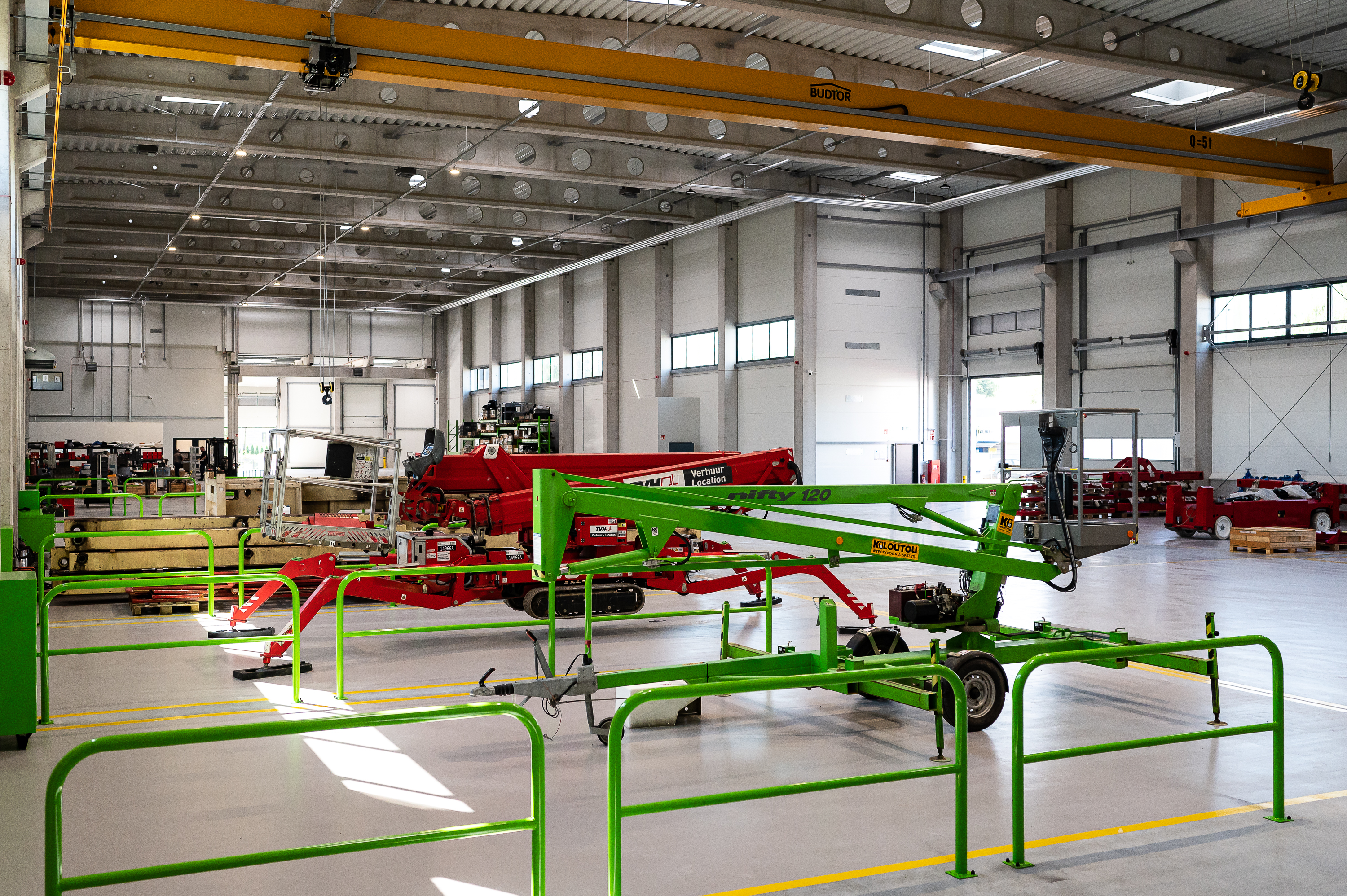 Extend Your Fleet's Lifespan and Cut Costs with Techlift-Nifty4sale’s Remanufacturing Services