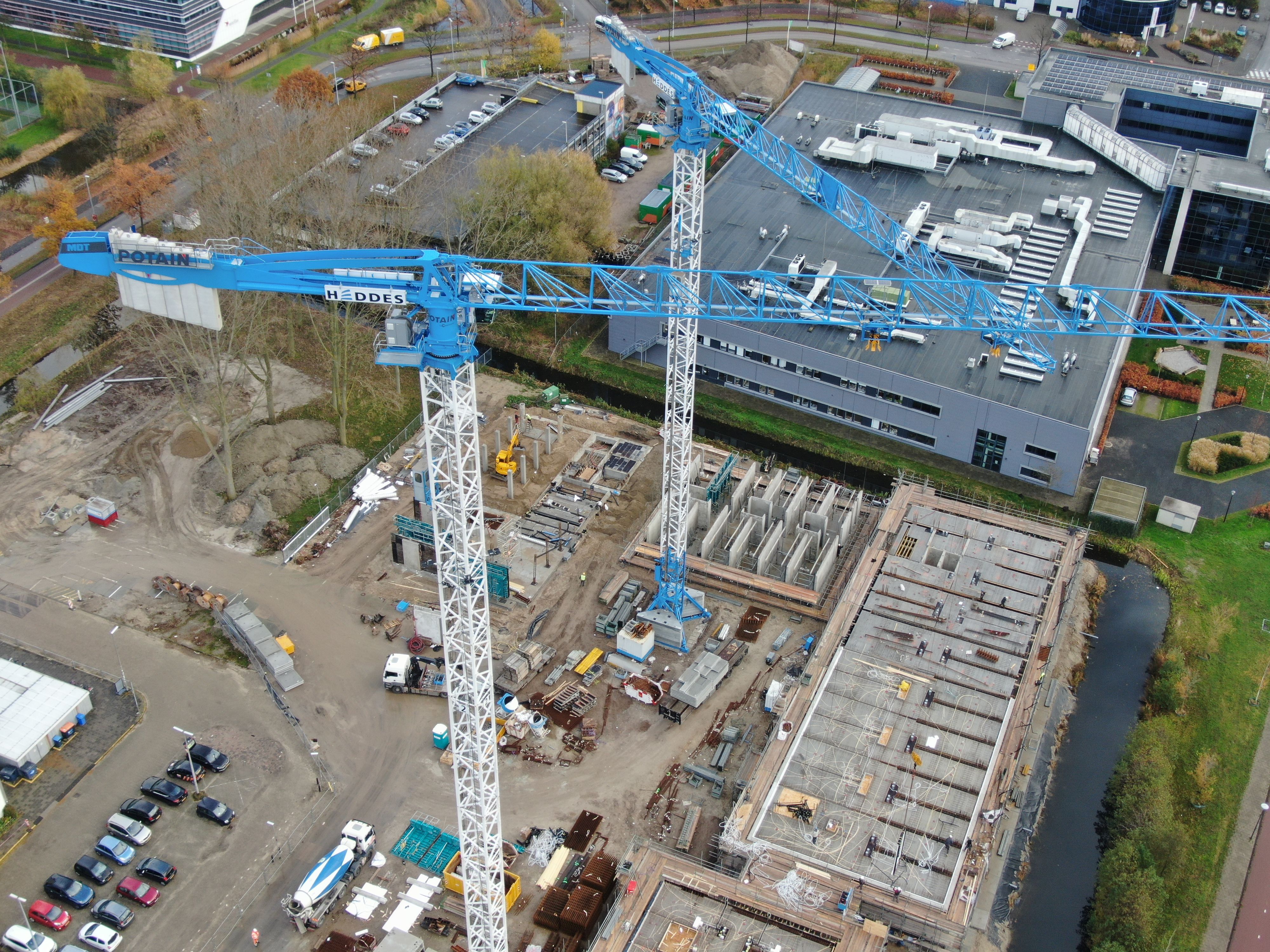 Overview of the construction site.