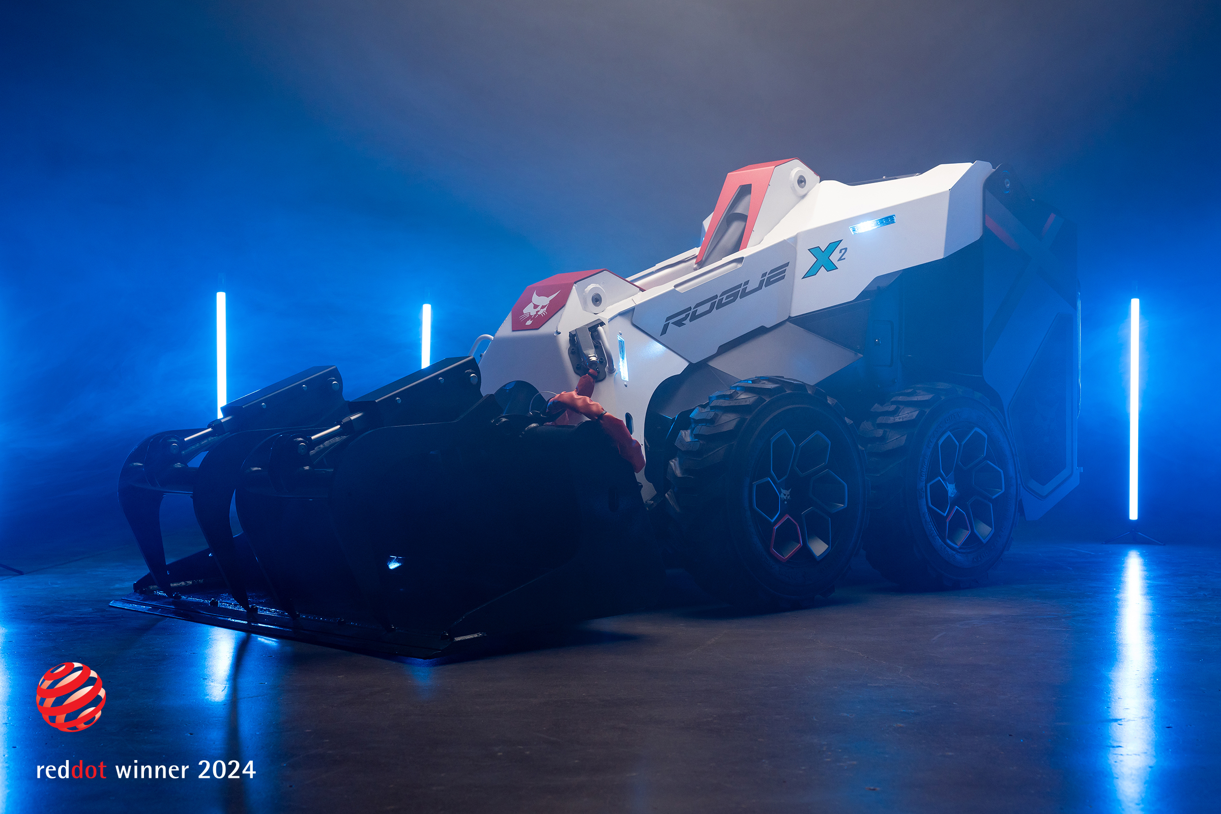 Bobcat Wins Prestigious Red Dot Design Award for RogueX2 Loader Concept
