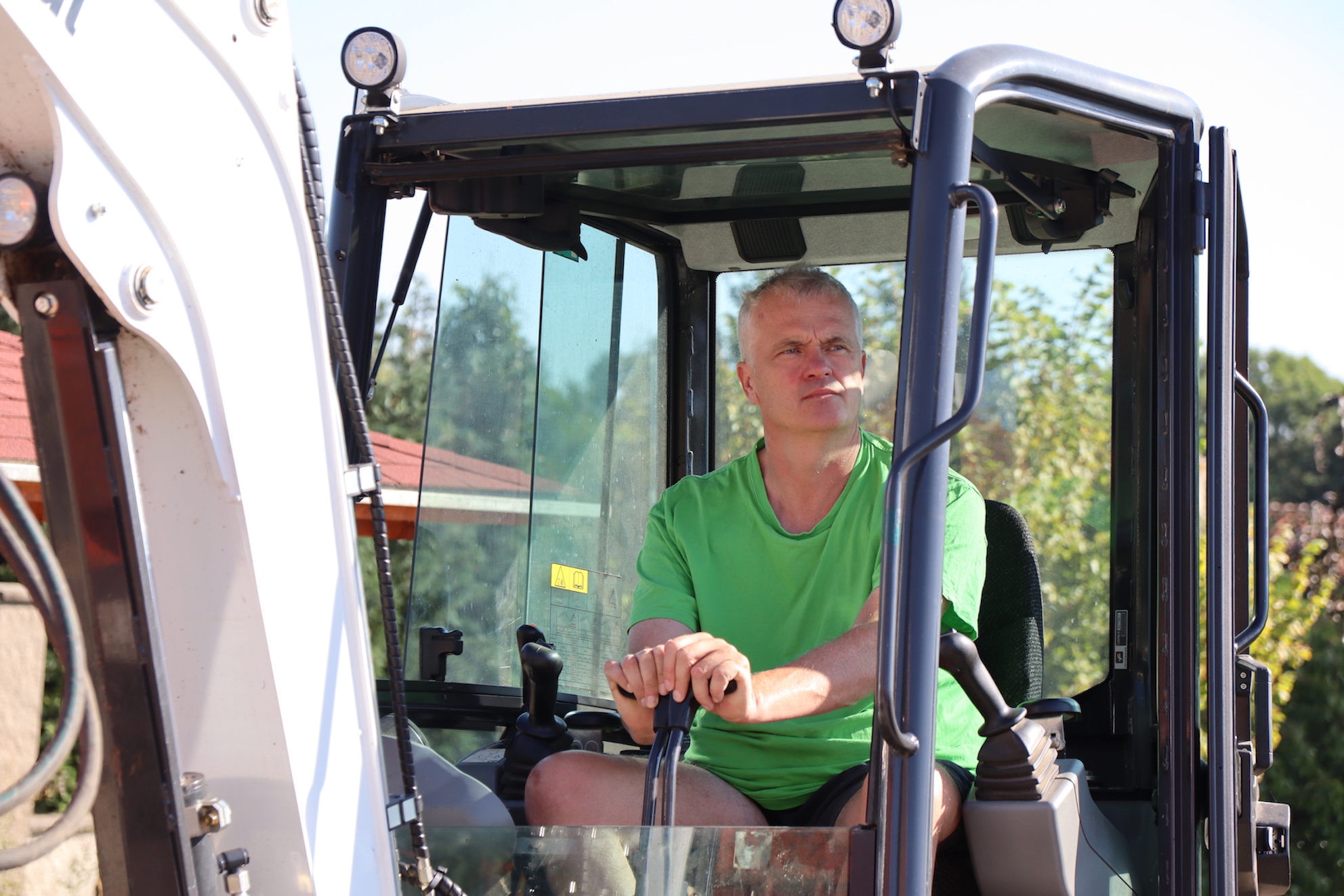Bobcat E27 Compact Excavator Perfect for Family Farm