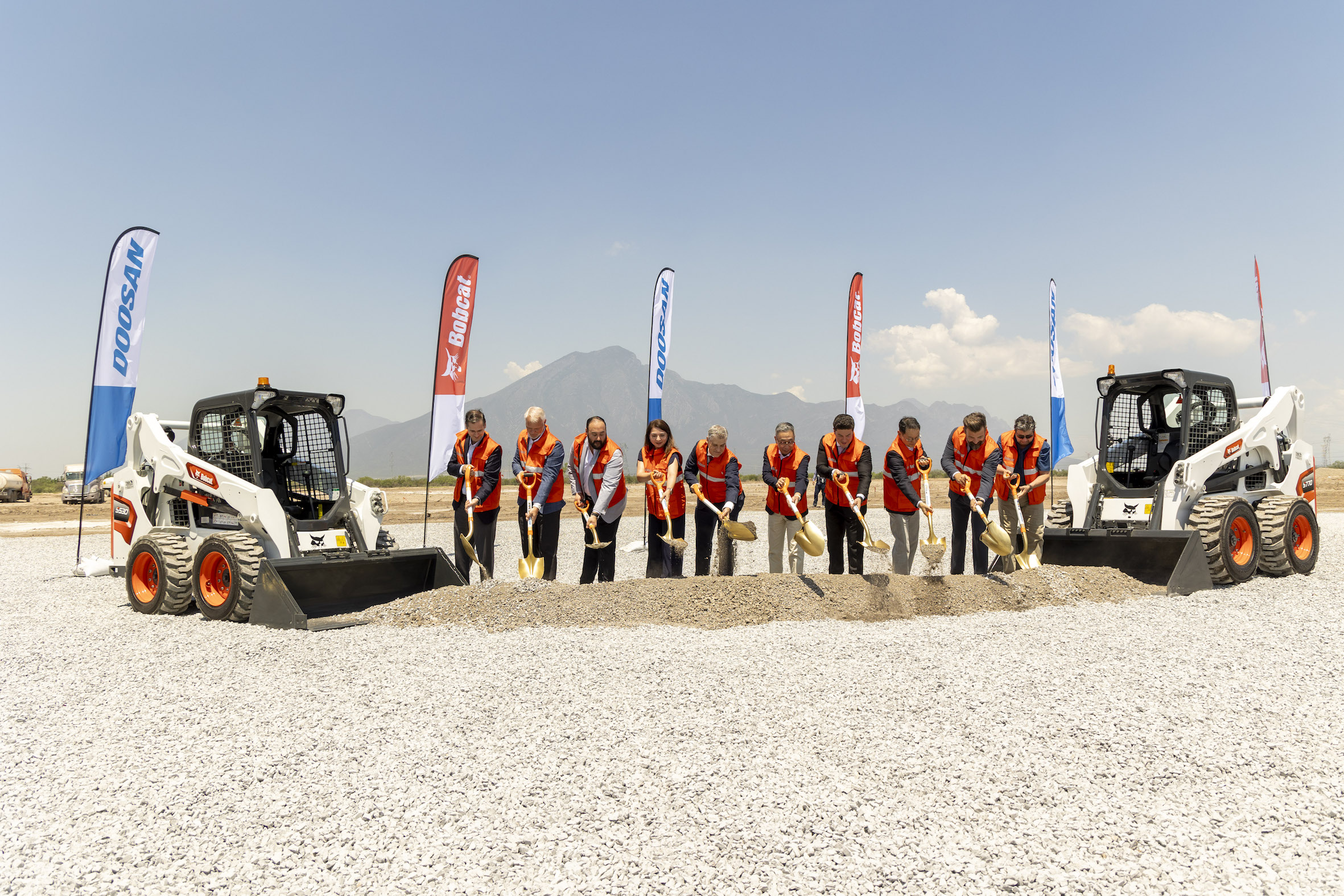 Bobcat Breaks Ground for Mexico Manufacturing Facility
