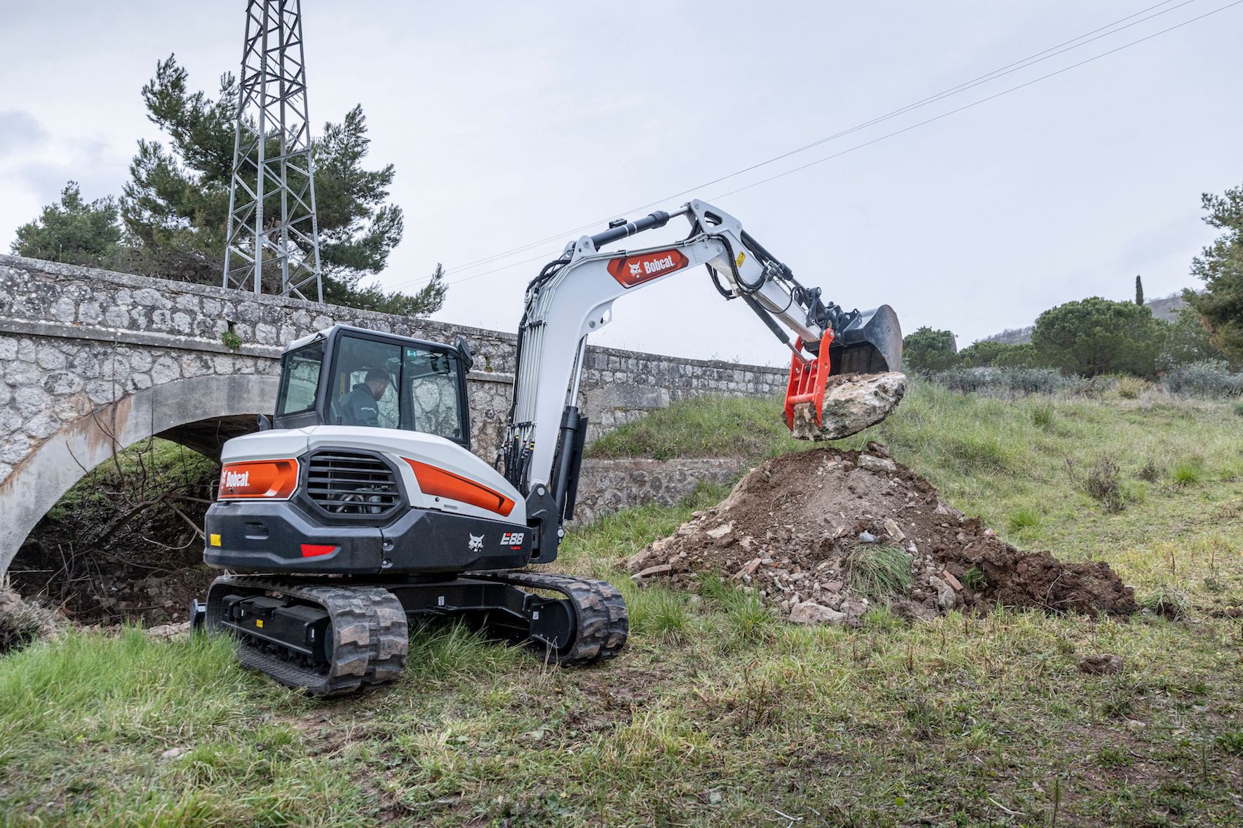 Bobcat E88 R2-series Excavator