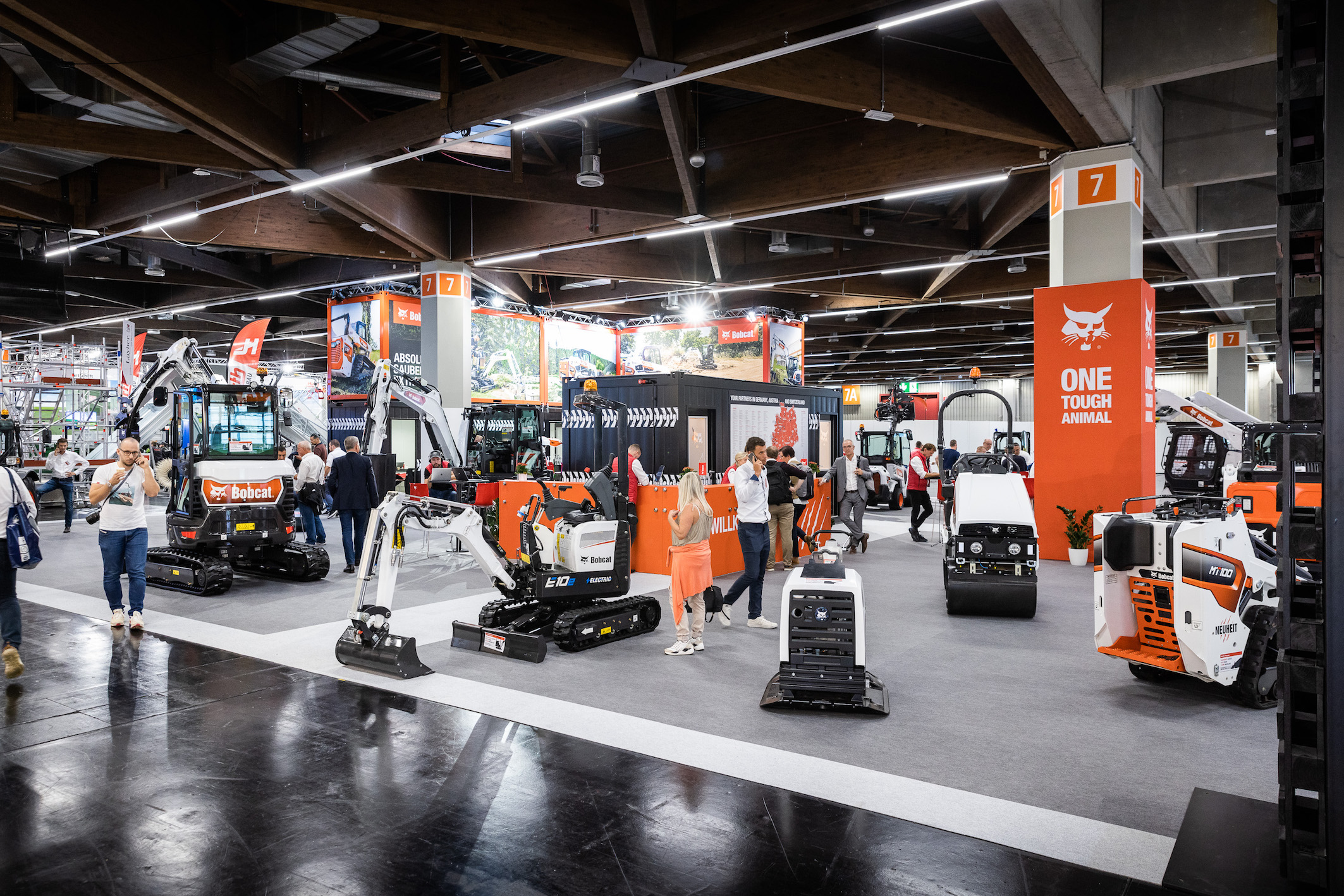 Bobcat Launches New MT100 Loader at Galabau 2022 Fair