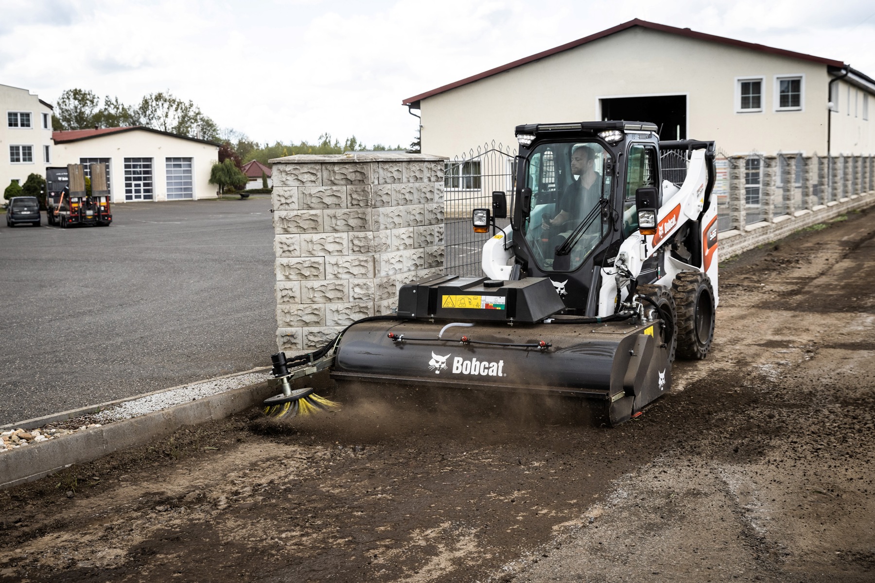 New Sweepers Join Bobcat’s Unique Road Maintenance Portfolio <br> Image source: Doosan Bobcat EMEA