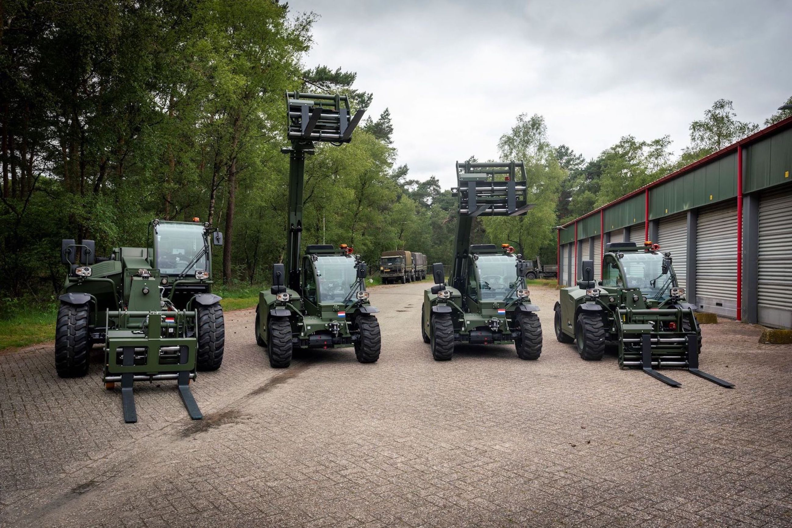 Dutch Armed Forces Take Delivery of New Bobcat Telehandlers, Air ...