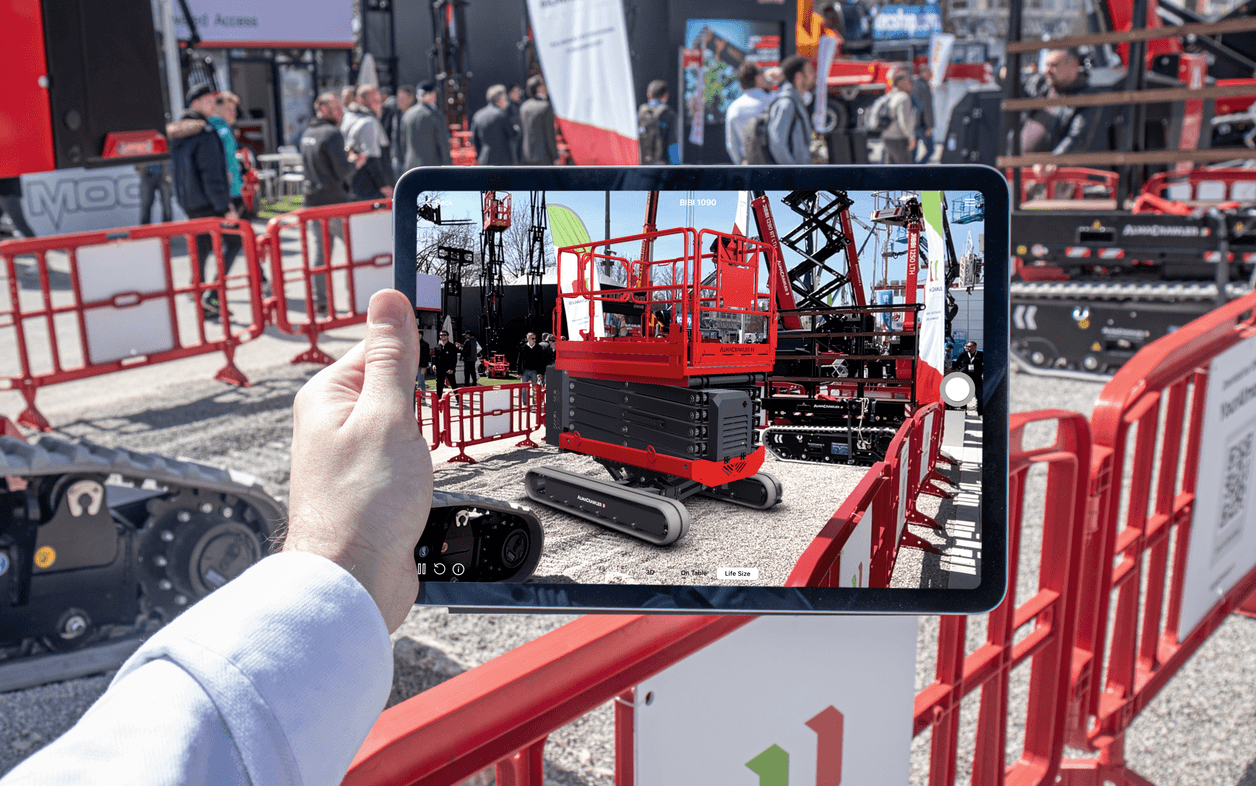 Digital Twins in action: AlmaCrawler BIBI 1090 presented at bauma 2025