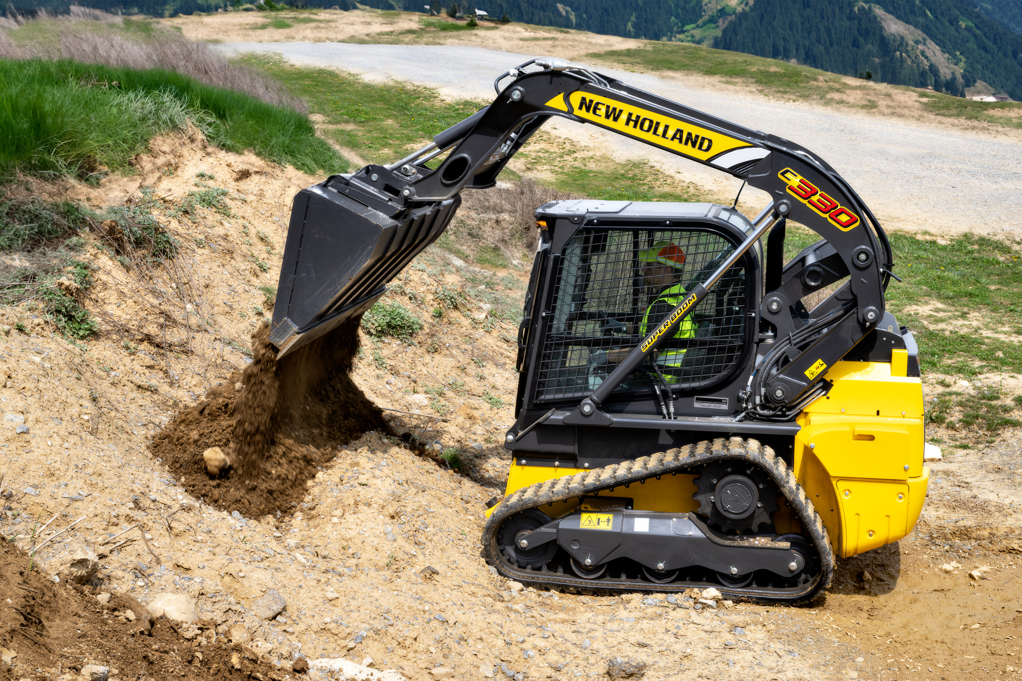 NEW HOLLAND C330
