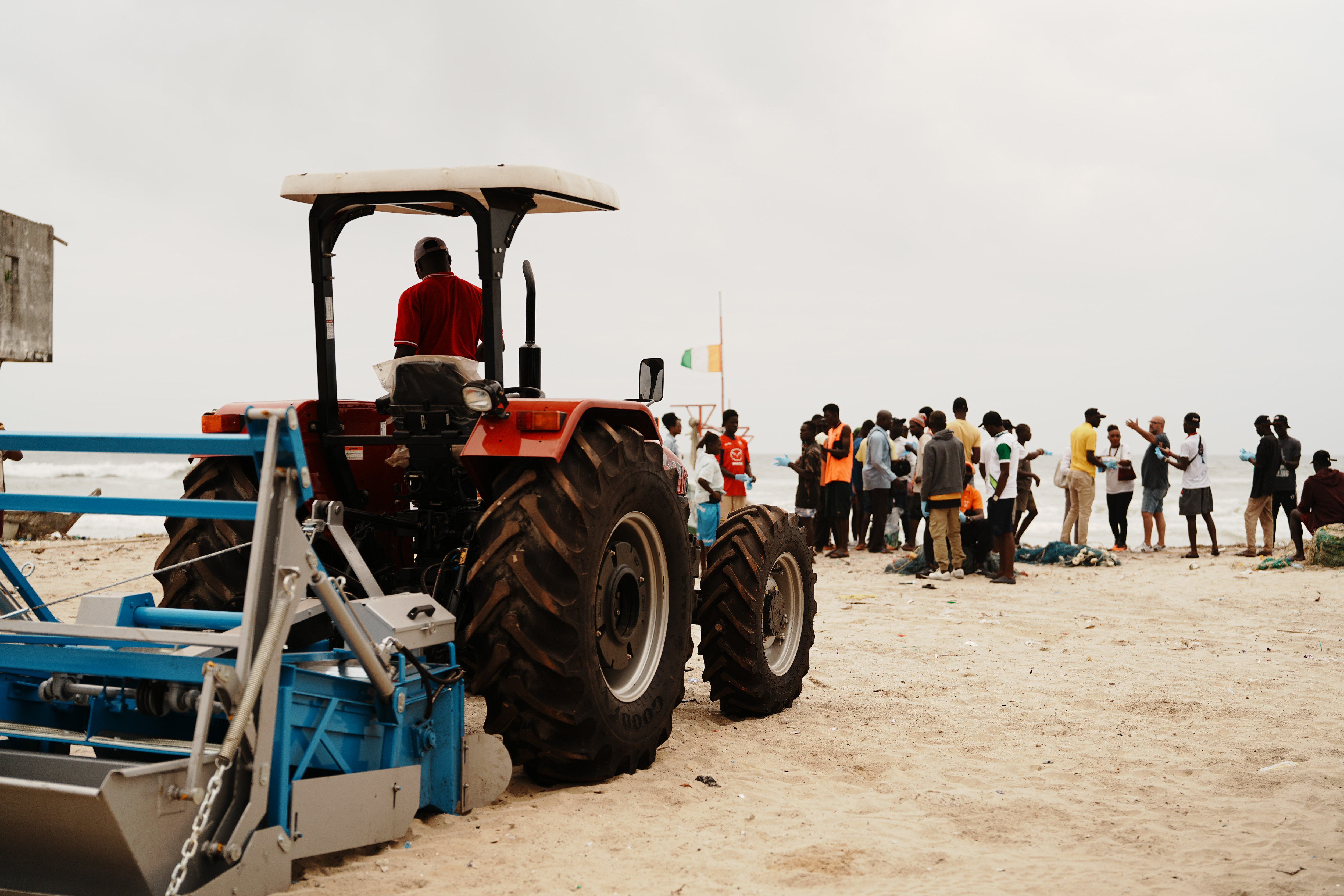 Case IH brings beach care project to Africa
