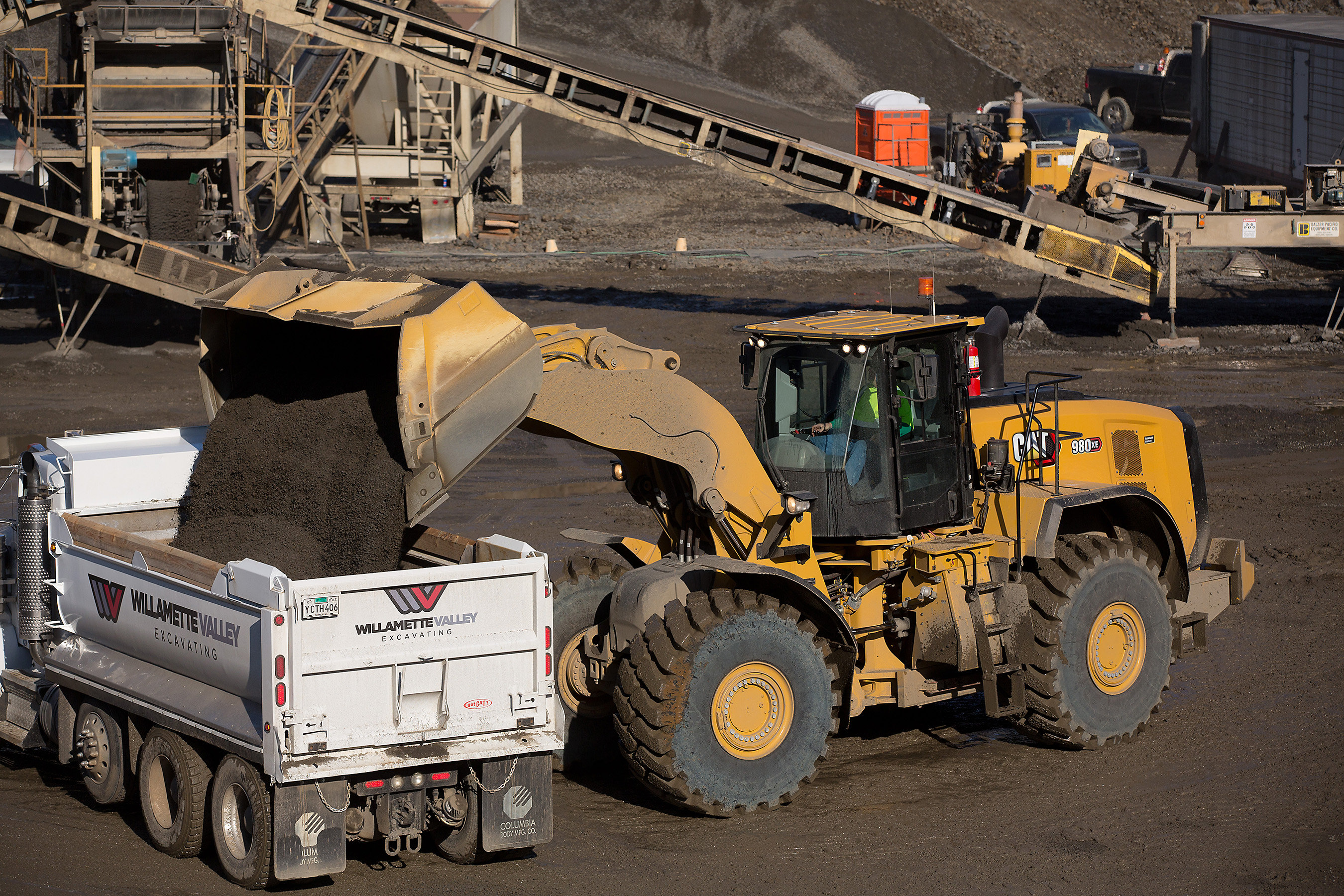 Cat 980 XE Wheel Loader <br> Image source: Caterpillar UK Ltd.