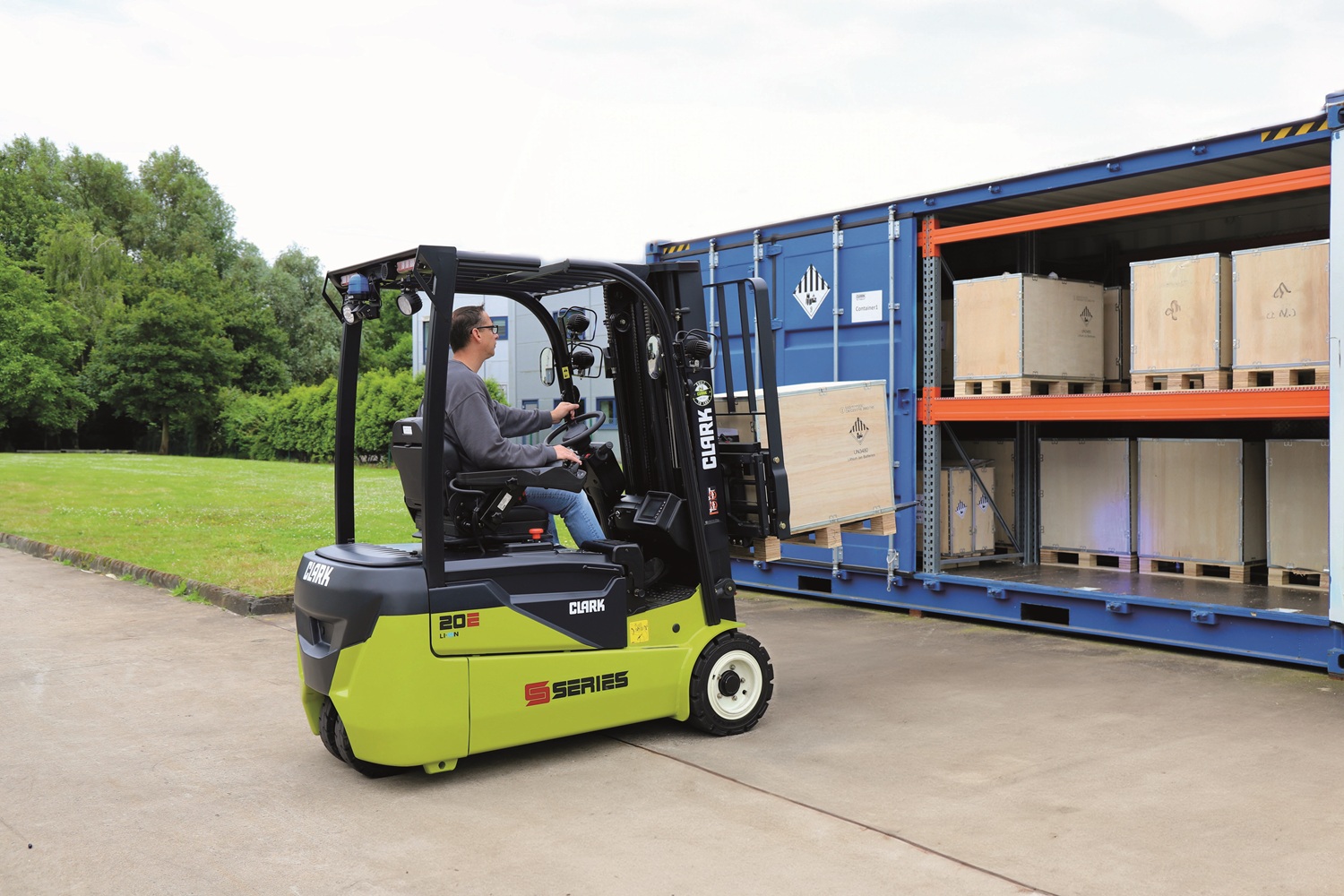 Full S-Series power now also for 48-volt forklifts
