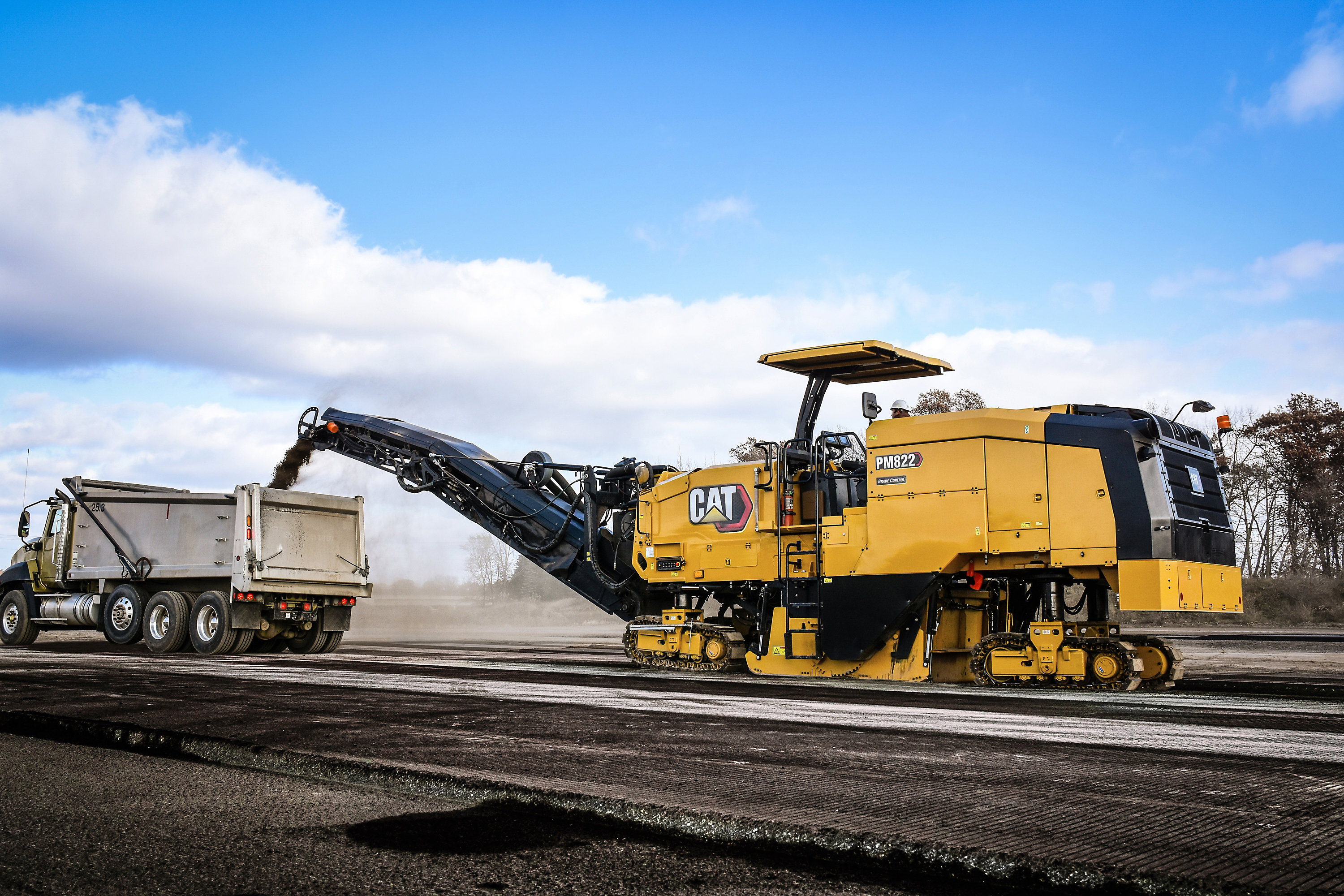 Cat PM822 Cold PLaner